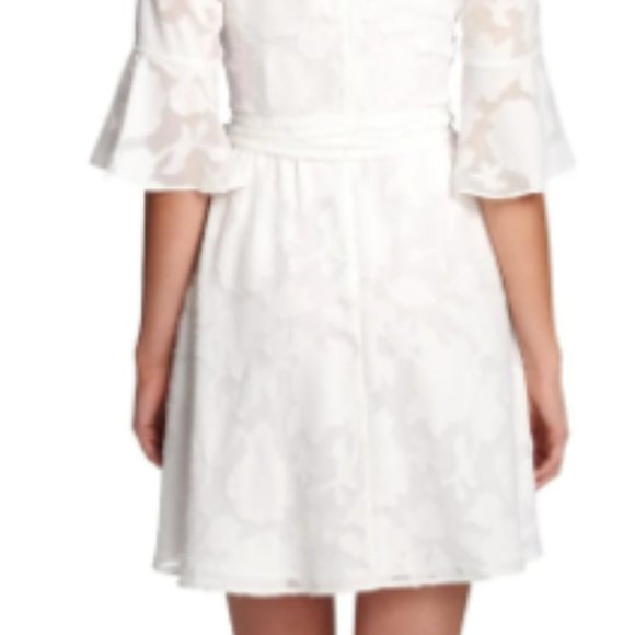 Kensie Womens Bell Sleeve Burnout Wrap Dress - Picture 4 of 5